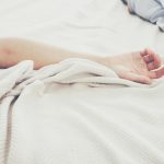 Ieškau vyro, kuris žino, kaip uždegti tikrą liepsną pexels-deeanacreates-4407340